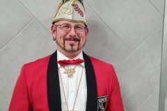 Thorsten-Anstatt-Minister-fuer-weiss-blaue-Traumreisen