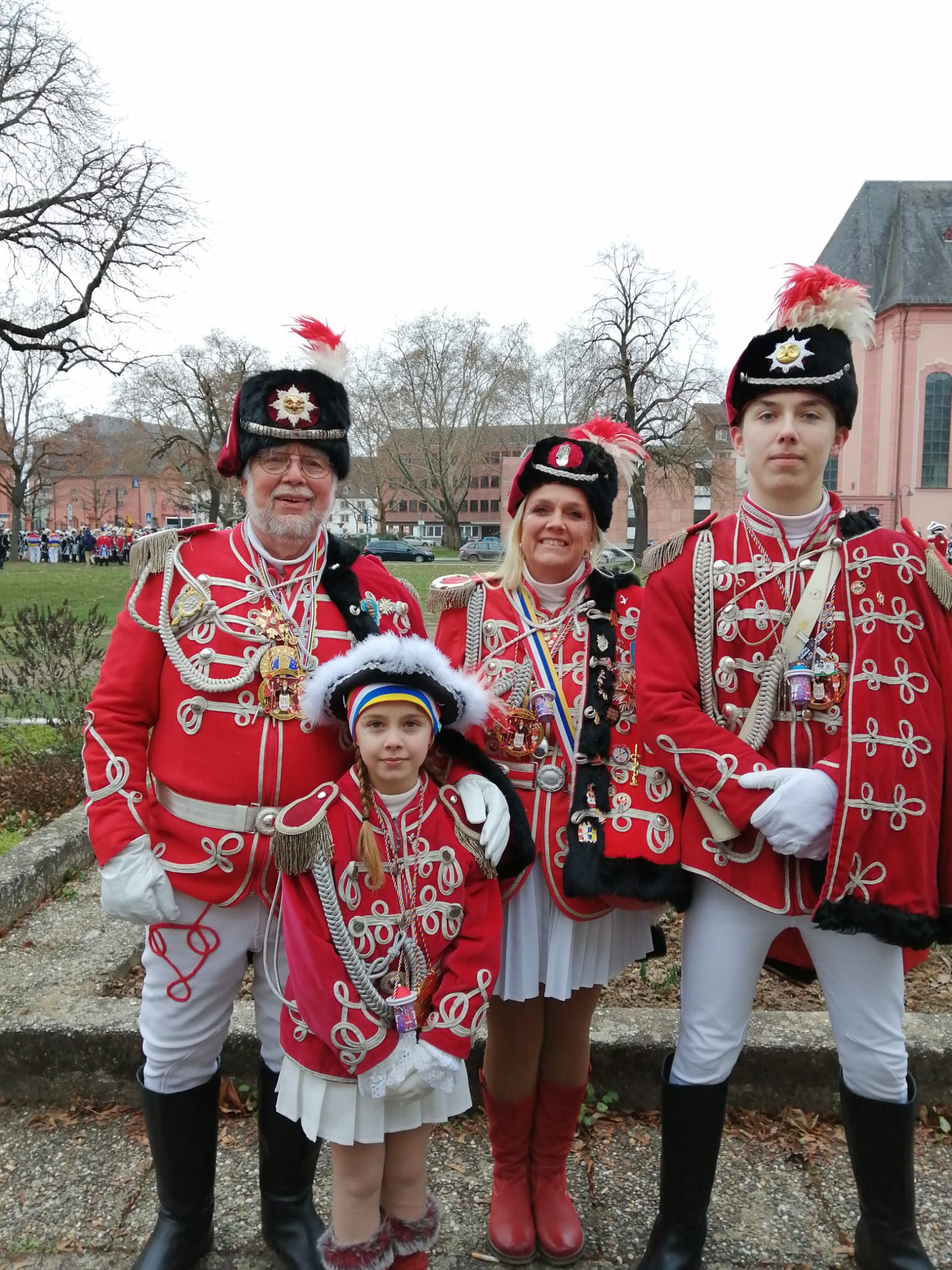 Es war kalt, aber das schreckt uns doch nicht ab am Neujahrsmorgen 2026 durch die Straßen zu ziehen 1 IMG 20260101 WA0038